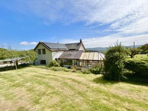 Photo 41- click for photo gallery